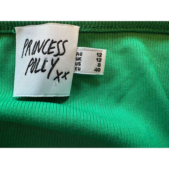 Princess Polly Green Top with Cutout Size 8 Perfect for St Patrick's Day - Picture 4 of 4